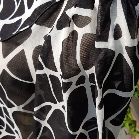 SeraNade Animal Print Sheer Blouse Black White Women's Medium - Picture 4 of 7